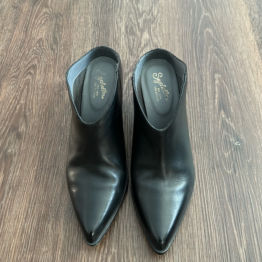 Seychelles Bootie